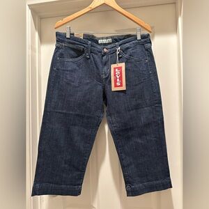Women’s Levi’s 545 Capri size 10